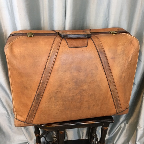 Vintage leather suitcase - Picture 2 of 6